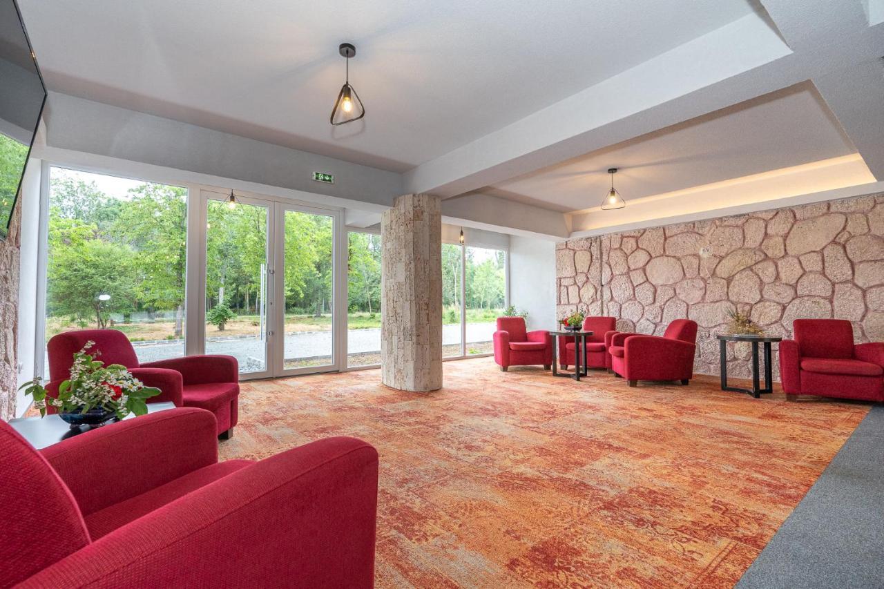 ונוס Hotel Irina מראה חיצוני תמונה