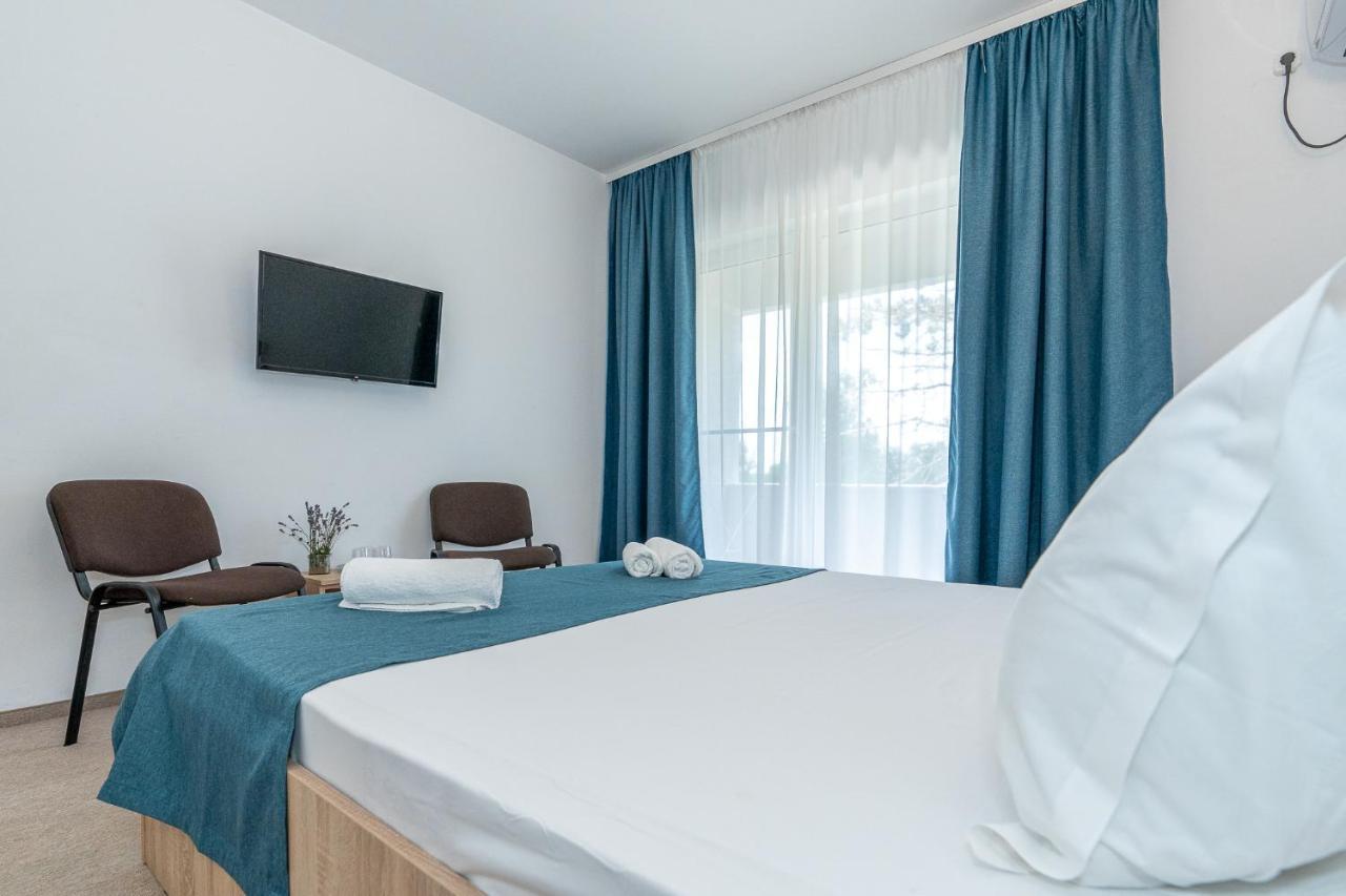 ונוס Hotel Irina מראה חיצוני תמונה