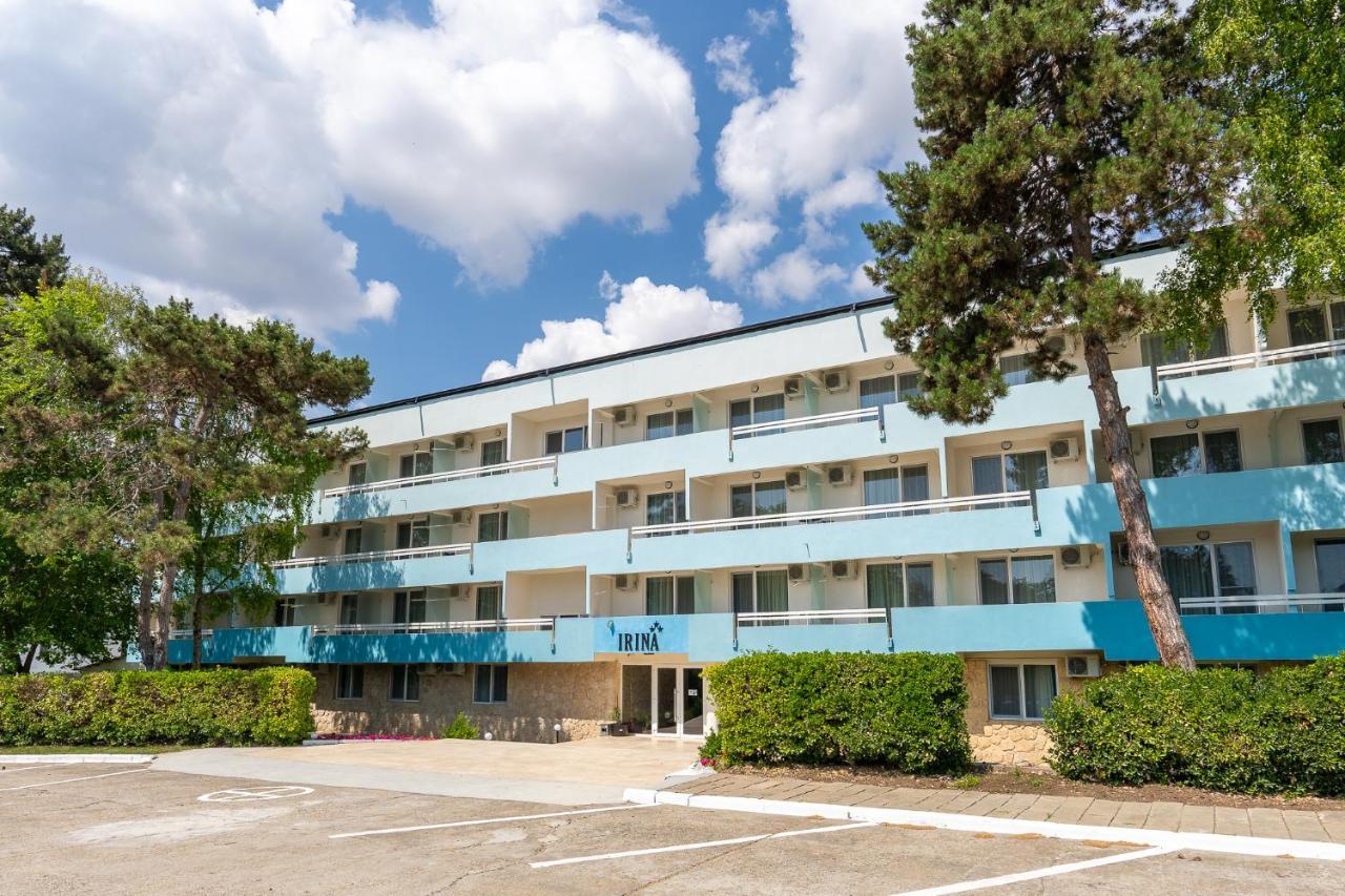 ונוס Hotel Irina מראה חיצוני תמונה