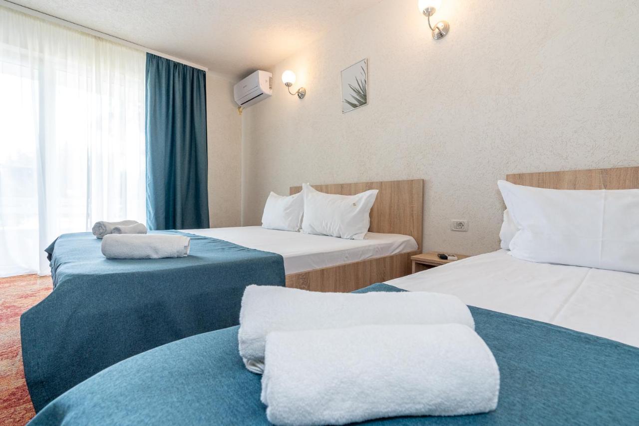 ונוס Hotel Irina מראה חיצוני תמונה