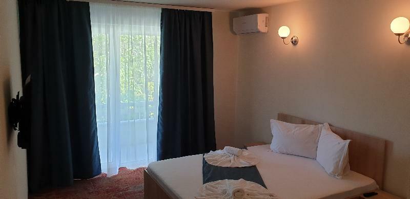 ונוס Hotel Irina מראה חיצוני תמונה