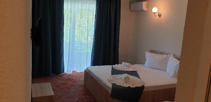 ונוס Hotel Irina מראה חיצוני תמונה