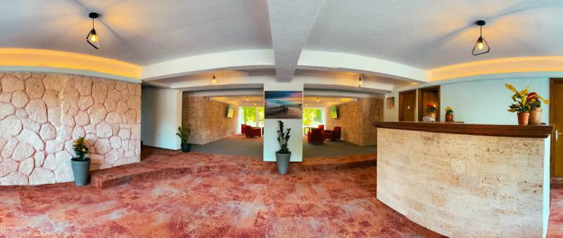 ונוס Hotel Irina מראה חיצוני תמונה